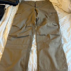 VERTX mens tactical pants vented legs 30x32